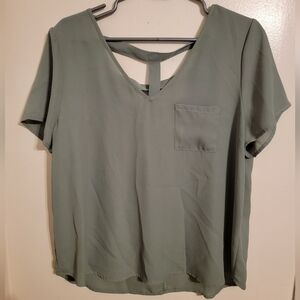 Women's short sleeve Army Green Lily White Blouse Sz Xl